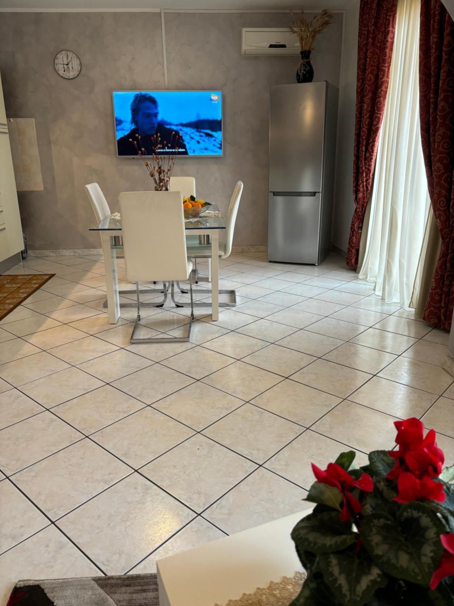 Il Sole Dell'Alcantara Apartment Gaggi ภายนอก รูปภาพ