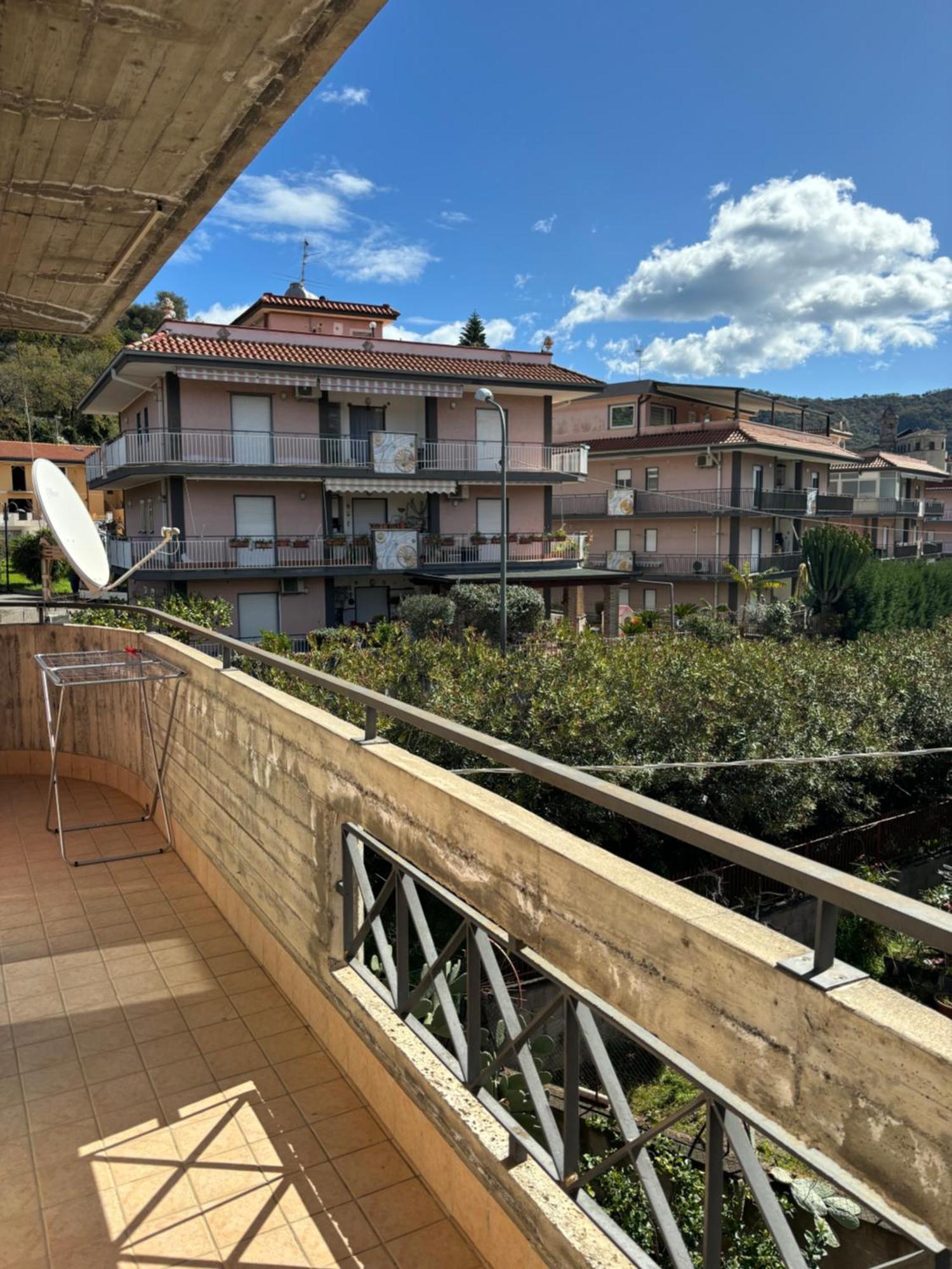 Il Sole Dell'Alcantara Apartment Gaggi ภายนอก รูปภาพ
